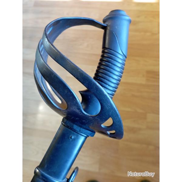 Bon sabre de cavalerie, fabrication Franaise pour le Chili