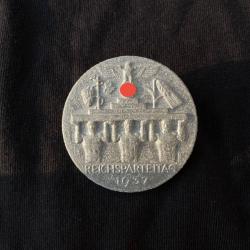 Badge du Reichsparteitag 1937 - Allemand WW2