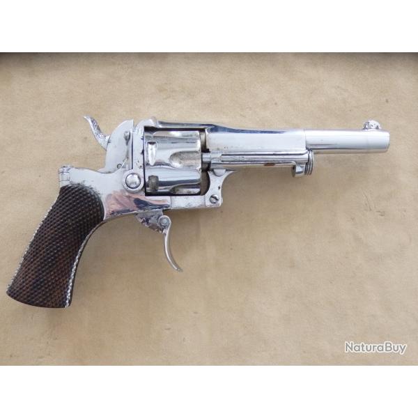 revolver fagnus maquaire n 831