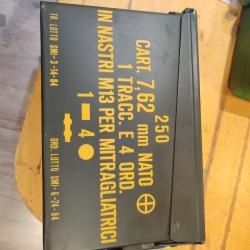 Caisse métal pour munitions