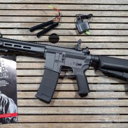 Delta Armory AR15 M-LOK 10" Charlie Carbon (Pack complet débutant)