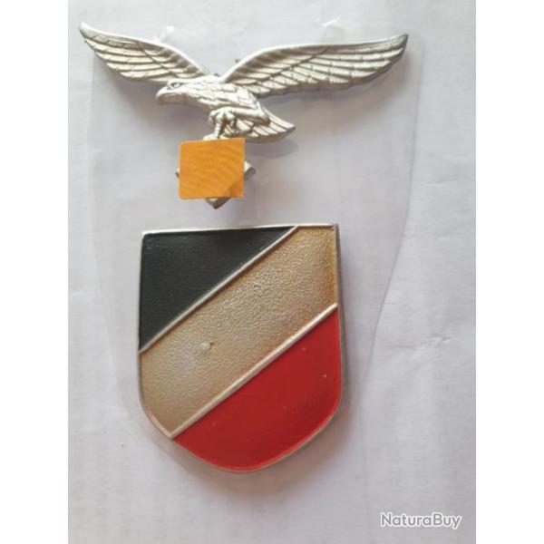 Paire d'insignes mtalliques casque tropical Allemand ww2 en reproduction  A25.3