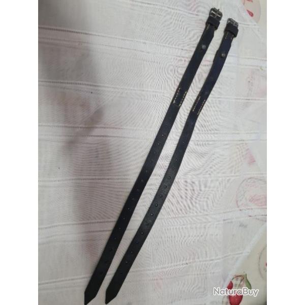 Paire de sangles de PAQUETAGE Allemand WW2 originales A25.1