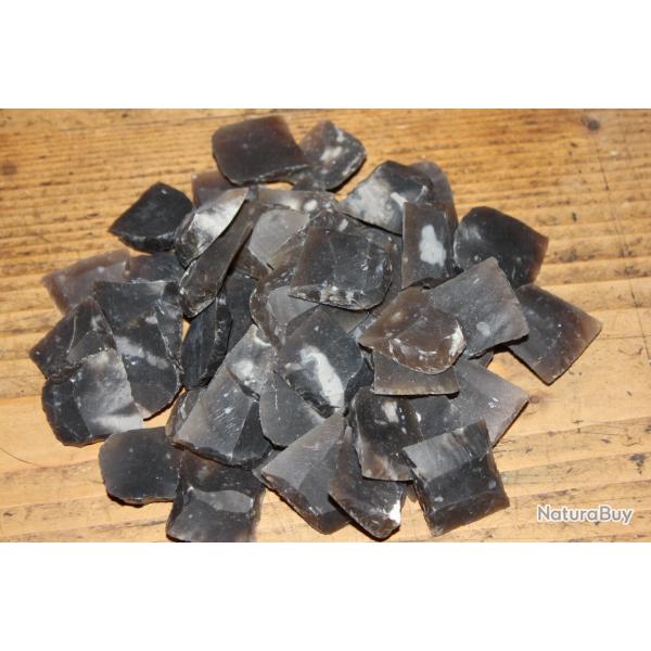 Lot de 10 silex noirs / pierres 1" pour 1777 An IX etc...