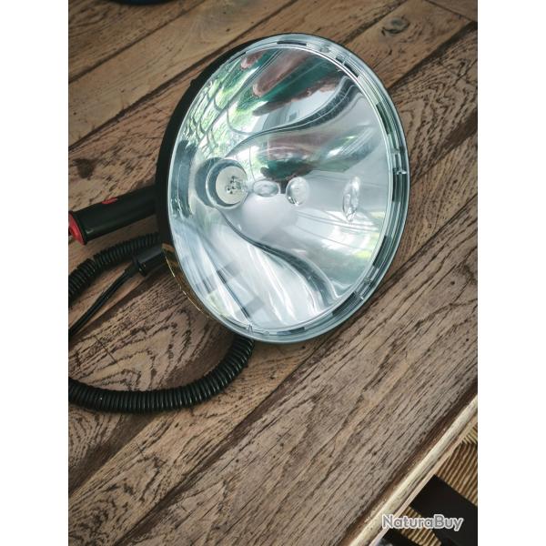 Projecteur Light force Branchement allume cigare Occasion en bonne tat avec 2 ampoules