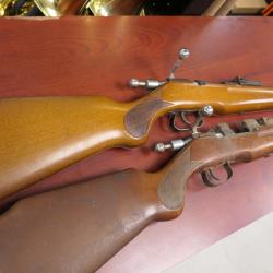 LOT DE 2 MANU ARM 22LR  CROSSE BOIS   MISE A PRIX 1 EUROS SANS PRIX DE RESERVE
