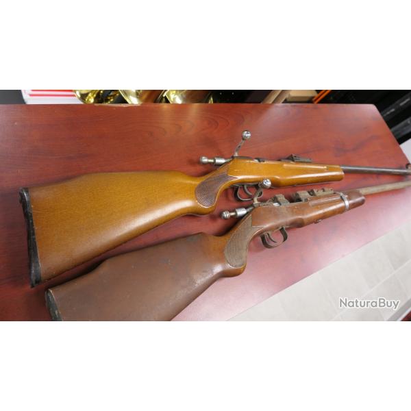 LOT DE 2 MANU ARM 22LR  CROSSE BOIS   MISE A PRIX 1 EUROS SANS PRIX DE RESERVE