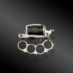 Revolver à système Dolne-Bar dit « APACHE » en Argent massif. Circa 1870