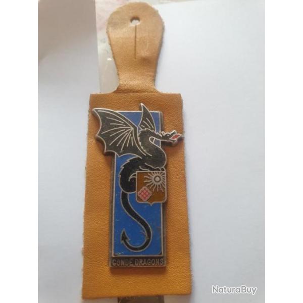 Insigne  rgimentaire avec cuir  A25