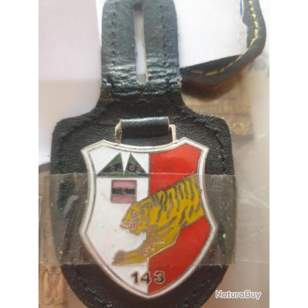 Insigne mtallique  A25.6