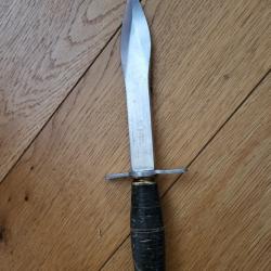 Couteau de lancer