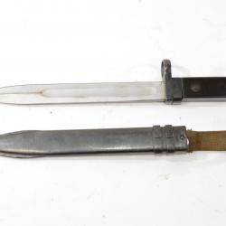 Baionnette AK 47 Russe ou Est Allemande