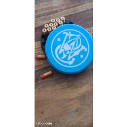 Boîte à munitions 9mm Smith & Wesson, très robuste, couvercle à vis.