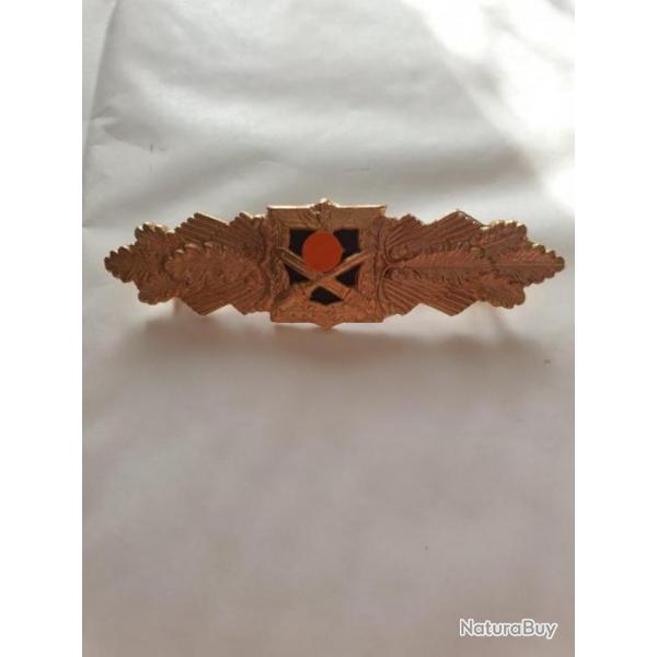 Badge   Allemand WW2 en reproduction  A25.90