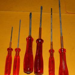 OUTILS LOT DE 6 TOURNEVIS A TETE PLATE  DE L'ARMEE FRANCAISE ET S.N.C.F  , LONGUEUR TOTALE 35 CM POI