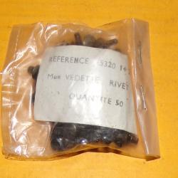 SACHETS DE 50 RIVETS DE COULEUR NOIR  , FABRICATION FRANCAISE , POIDS 40 GRAMMES ,BON ETAT VOIR PHOT
