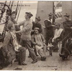 CPA - MARINE MILITAIRE - Scènes de la Vie de Bord - Les Barbiers  N°1737