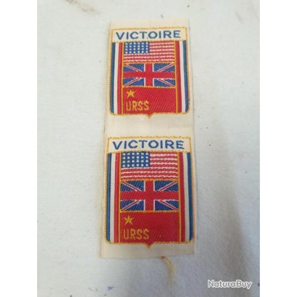 2 Insignes LIBRATION WW2 original  A25.12