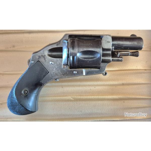 revolver hammerless SAINT ETIENNE superbe etat de fonctionnement et de prsentation APTE AUX TIRS