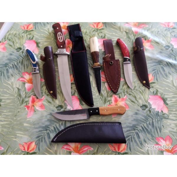 vend lot de deux poignards, et 3 couteaux de chasse neuf,
