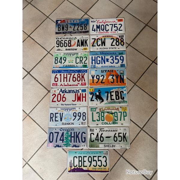 Lot de 15 plaques d'immatriculation amricaine vritables