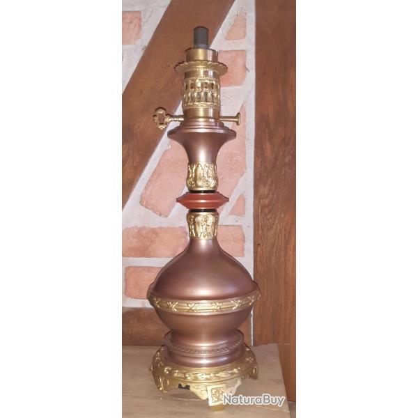 Lampe  huile/paraffine  rgulateur poque 19me (Napolon III), hauteur 50 cm