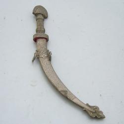 couteau oriental  manche et fourreau en argent
