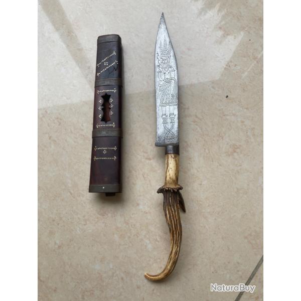 Rare couteau de collection