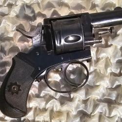 Très beau Revolver Bulldog 6 coups calibre 380 à pontet