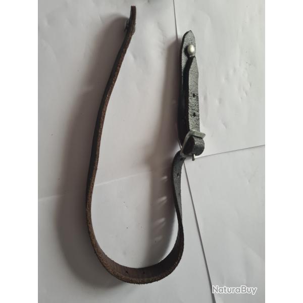Trs belle jugulaire pour casque date 1942 Allemand WW2 en reproduction , A25.62