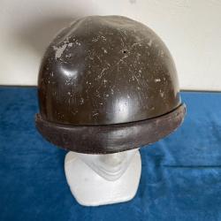 Ancienne coque de casque motocycliste militaire