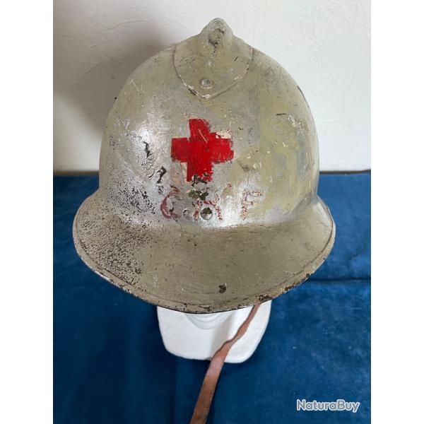 Ancienne coque casque Adrian mod 26 rutilisation aprs guerre