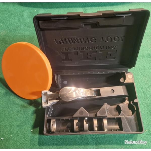 LOT D'  AMMORCEURS LEE MANUEL + AUTOMATIQUE + LOT D'ACCESSOIRES