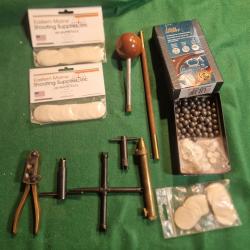 LOT D'ACCESSOIRES POUR TIREUR POUDRE NOIRE