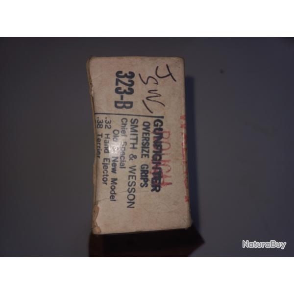 POIGNEE REVOLVER SMITH WESSON BOIS BRUT