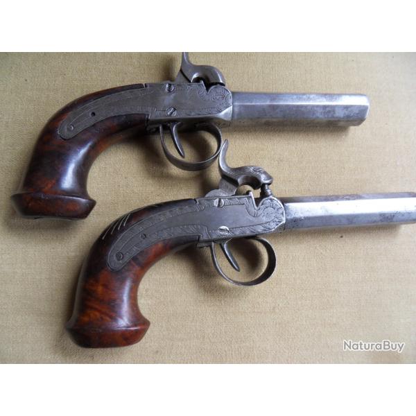 PAIRE DE PISTOLETS