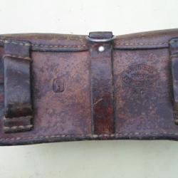 CARTOUCHIERE CUIR .SUISSE DATEE  46