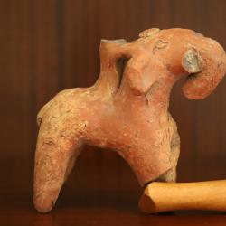 Eléphant en terre cuite - Inde, fin du 1er millénaire avant J.C. début 1er millénaire après J.C.