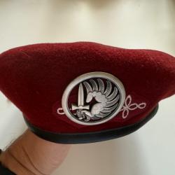 béret rouge taille 55