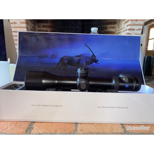Lunette Zeiss V8 2.8-20x56 M  rail