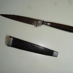 dague italienne avec son etui