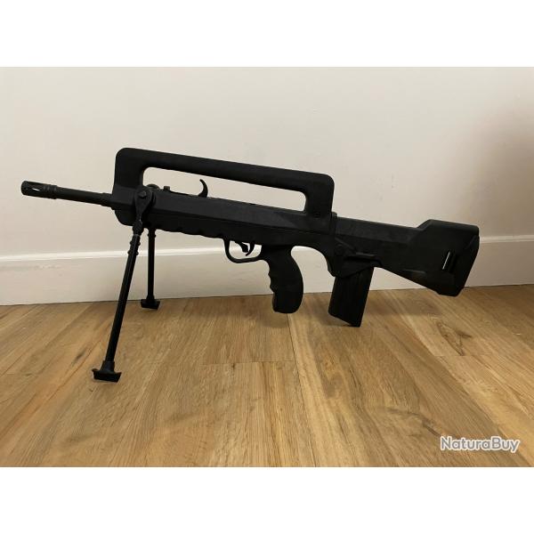 Famas  plombs co2 Giat