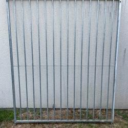 Panneaux chenil plein 1.84H x 1.50L