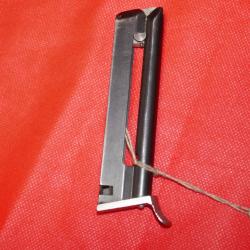 Chargeur de pistolet UNIQUE DES69 en 22Lr