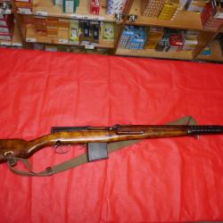 Carabine TOKAREV SVT40 en 7.62X54R daté 1942 avec sa bretelle