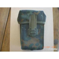 Militaria Porte chargeur/sacoche/cartouchière en cordura camouflage flecktarn, Allemand,