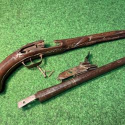 PISTOLET  D'ÉPOQUE  18 ÈME  A RESTAURER