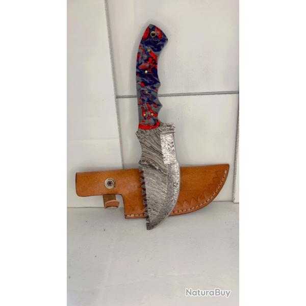 Couteau De Poche Tracker fait  main Lame acier Damas Manche en Acrylique 01