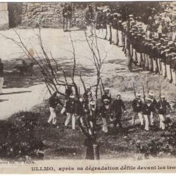 CPA - Marine Militaire - Ullmo, apres sa degradation defile devant les troupes  -N°3047