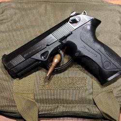 Pistolet Beretta PX4 Strom - 9x19 - Occasion - 2 chargeurs + housse - PROMO ! -